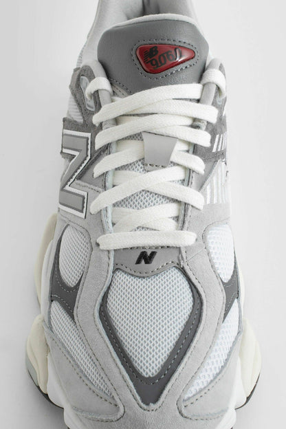 NEW BALANCE UNISEX GREY SNEAKERS