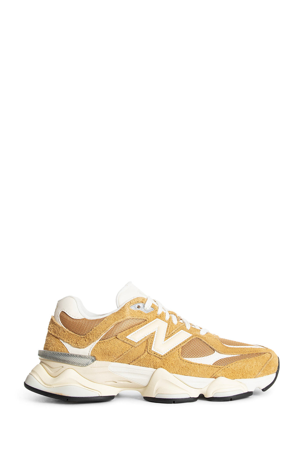 9060 Sneakers
