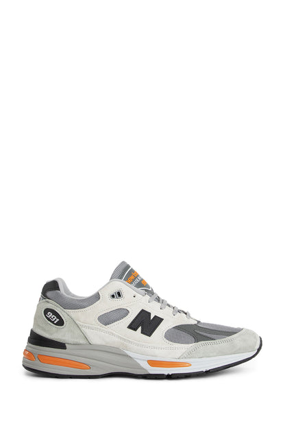 NEW BALANCE UNISEX GREEN SNEAKERS