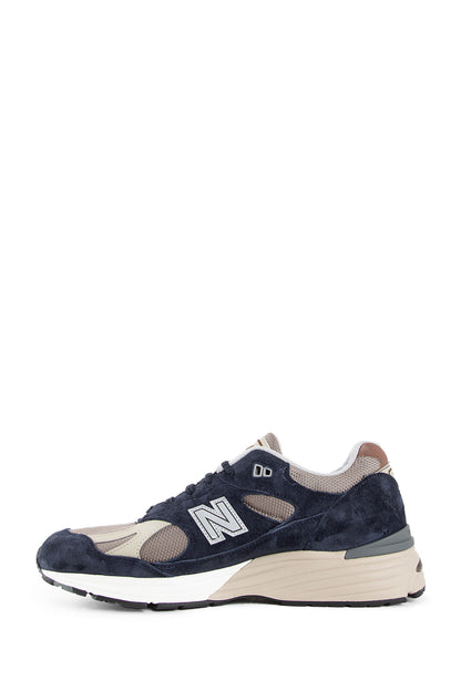 NEW BALANCE UNISEX BLUE SNEAKERS