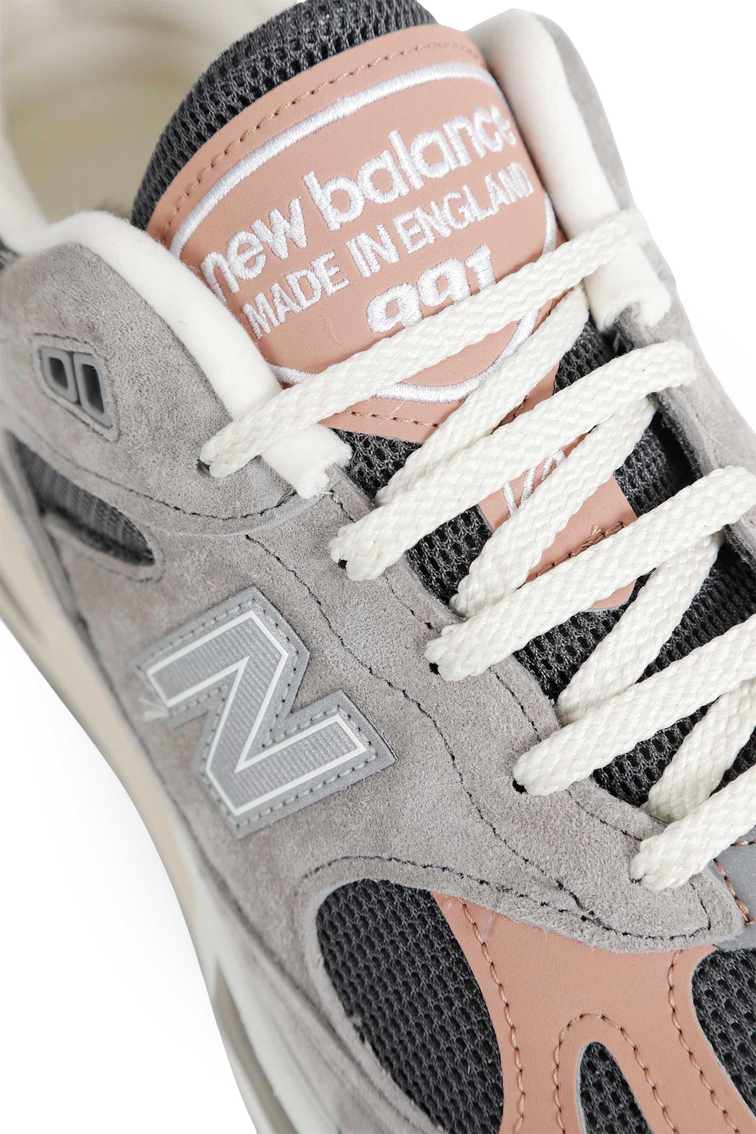 Made in UK 991V2 Sneakers