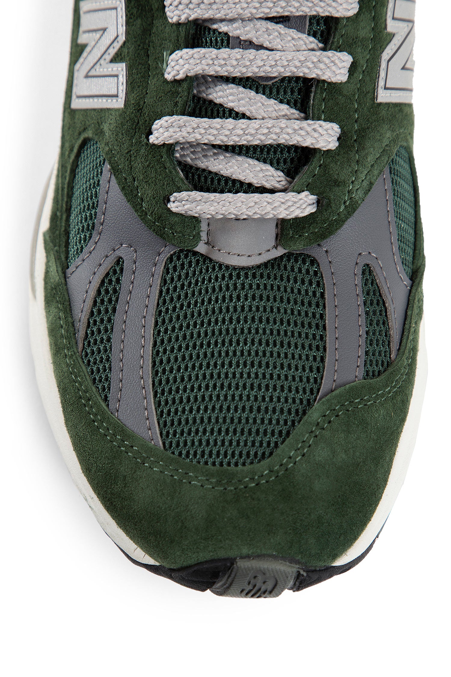 NEW BALANCE UNISEX GREEN SNEAKERS