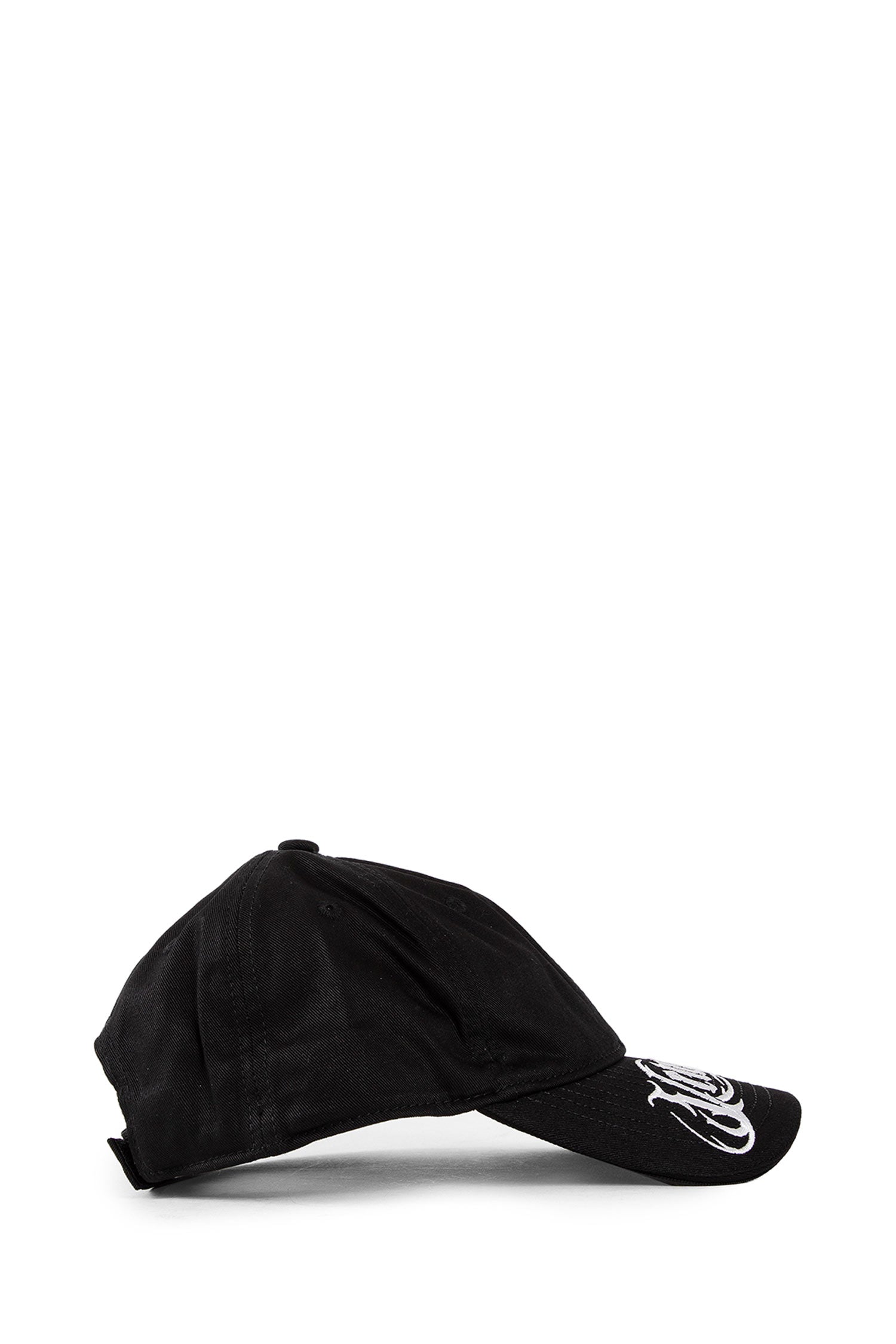 VETEMENTS MAN BLACK HATS