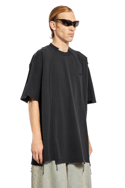 VETEMENTS MAN BLACK T-SHIRTS & TANK TOPS