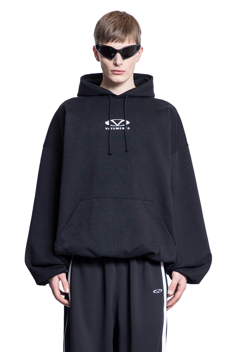 VETEMENTS MAN BLACK SWEATSHIRTS