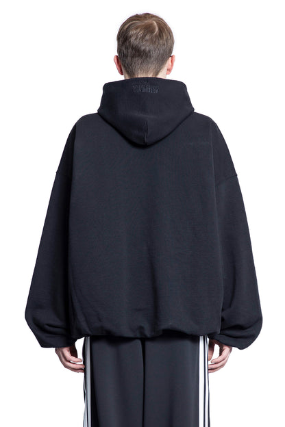 VETEMENTS MAN BLACK SWEATSHIRTS