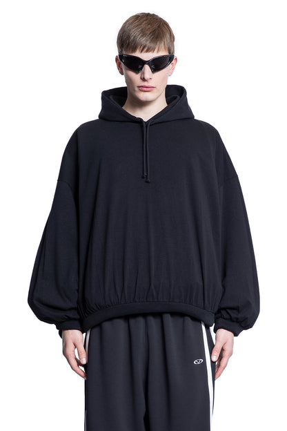 VETEMENTS MAN BLACK SWEATSHIRTS