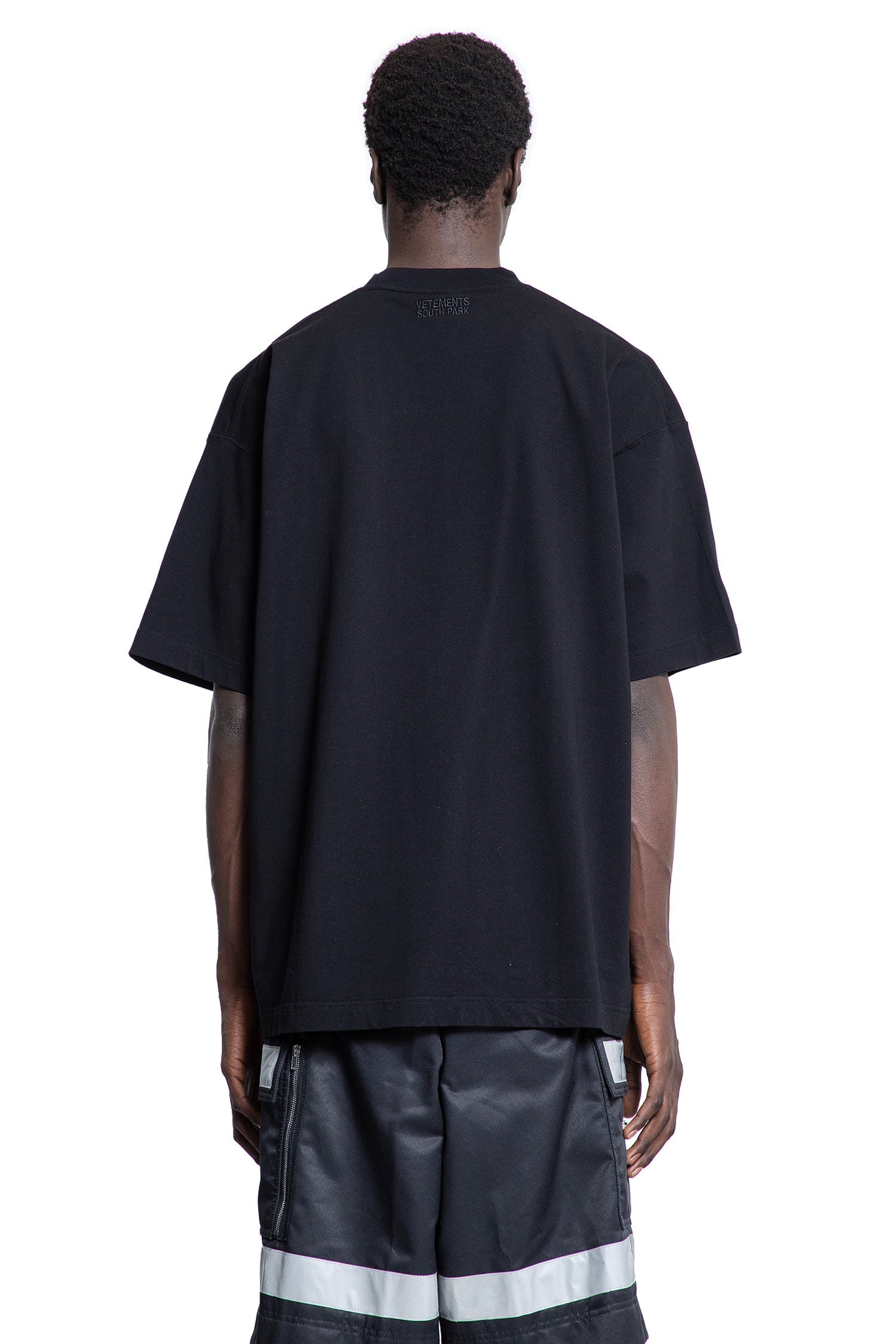 VETEMENTS MAN BLACK T-SHIRTS & TANK TOPS