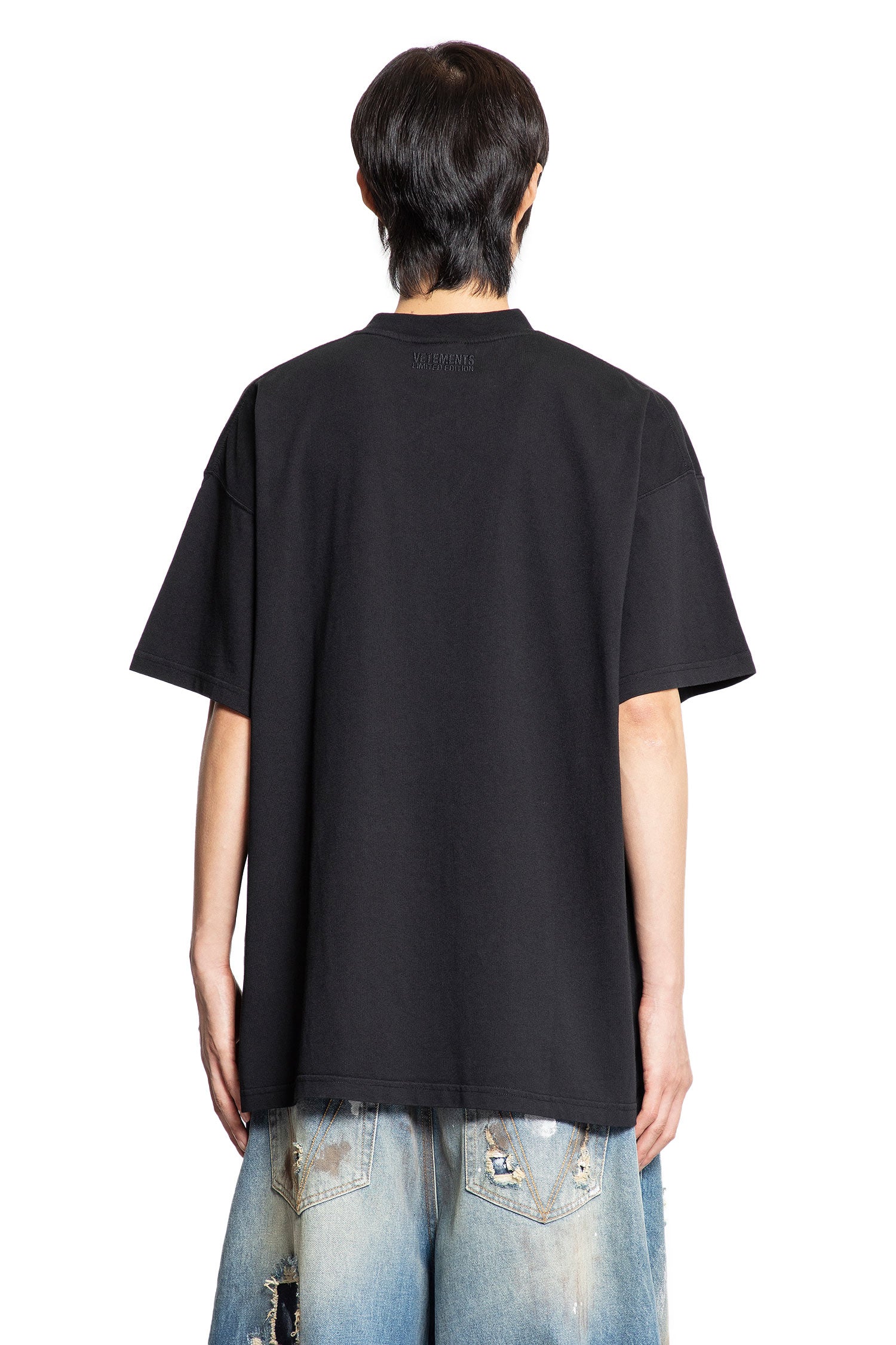 VETEMENTS MAN BLACK T-SHIRTS & TANK TOPS