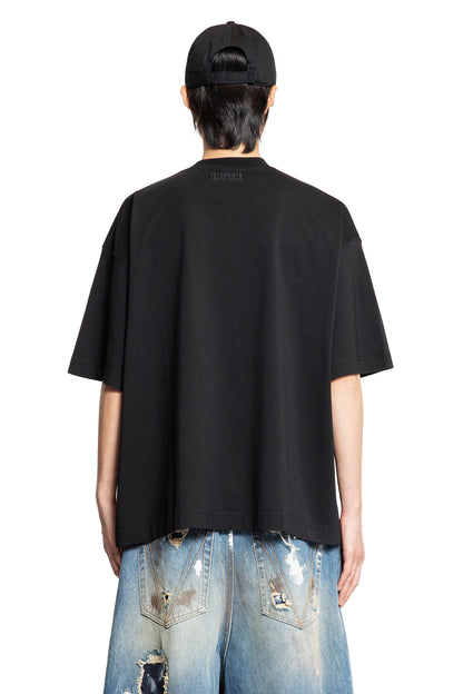 VETEMENTS MAN BLACK T-SHIRTS & TANK TOPS