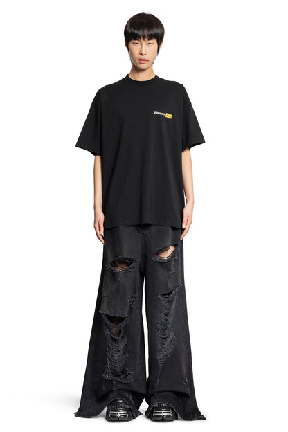 VETEMENTS MAN BLACK T-SHIRTS & TANK TOPS