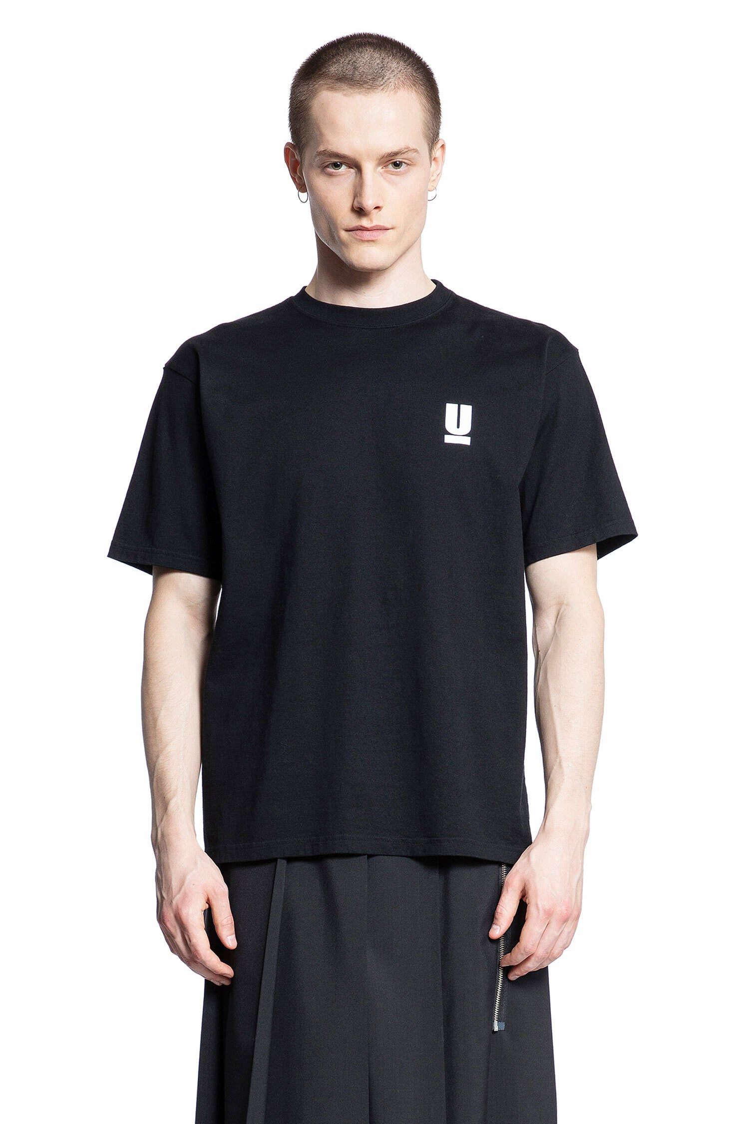 UNDERCOVER MAN BLACK T-SHIRTS