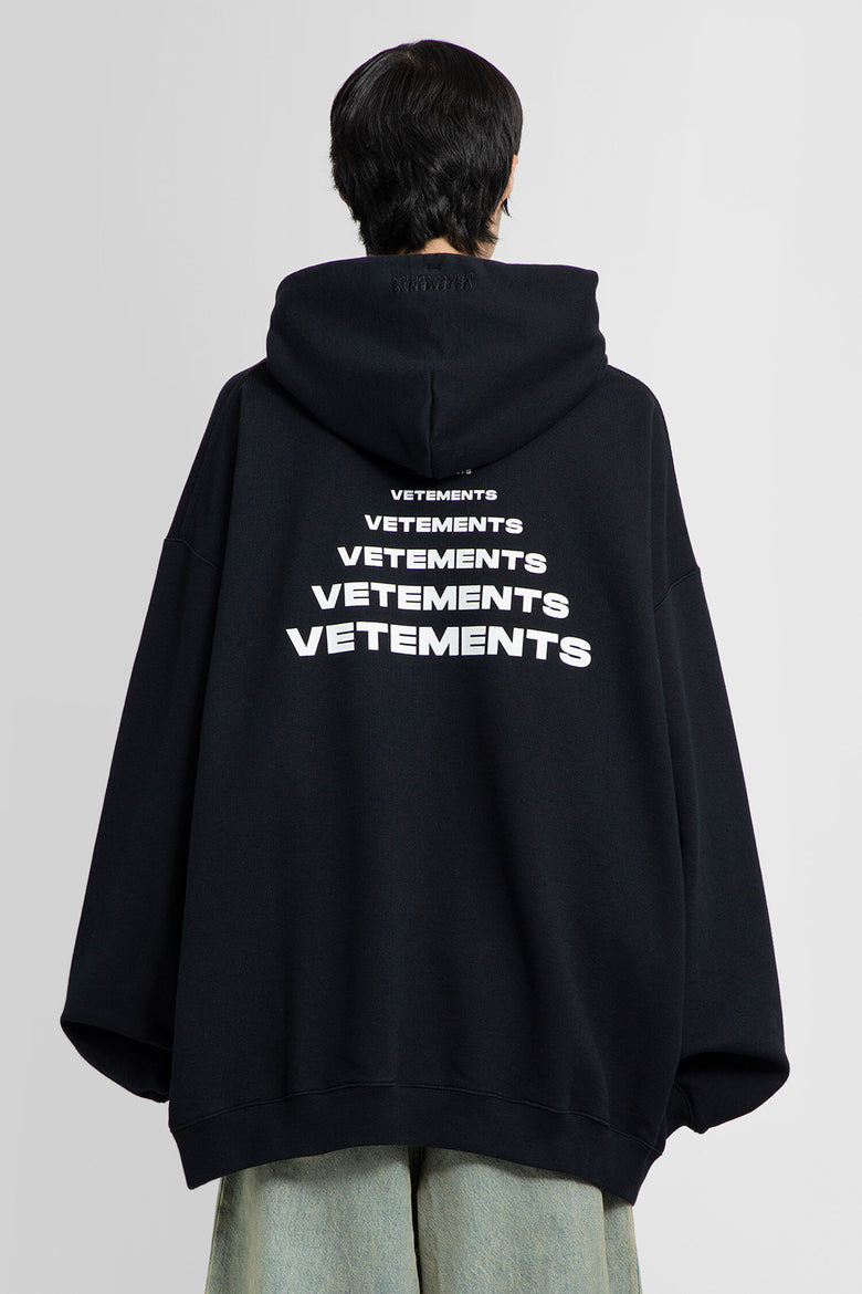 VETEMENTS MAN BLACK SWEATSHIRTS