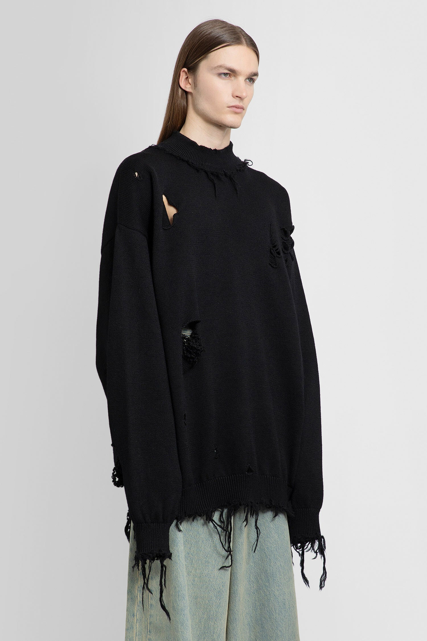 VETEMENTS MAN BLACK KNITWEAR