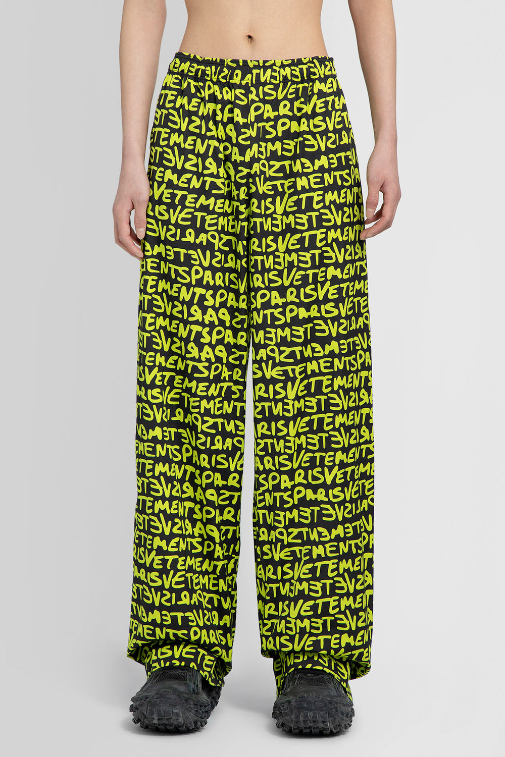 VETEMENTS MAN MULTICOLOR TROUSERS