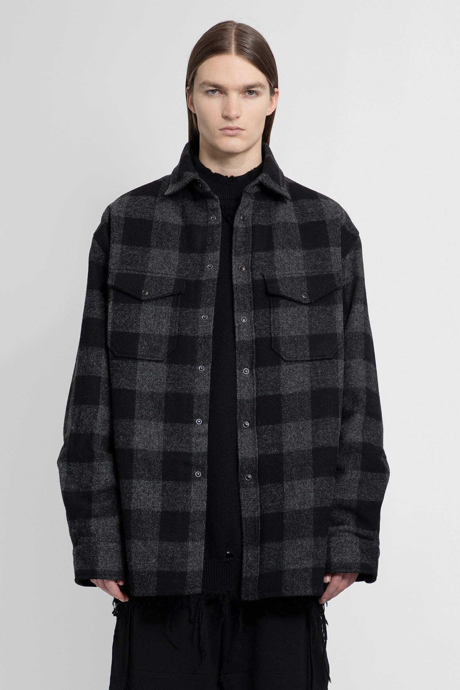 VETEMENTS MAN GREY SHIRTS