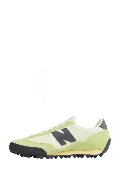 Gator Run Sneakers