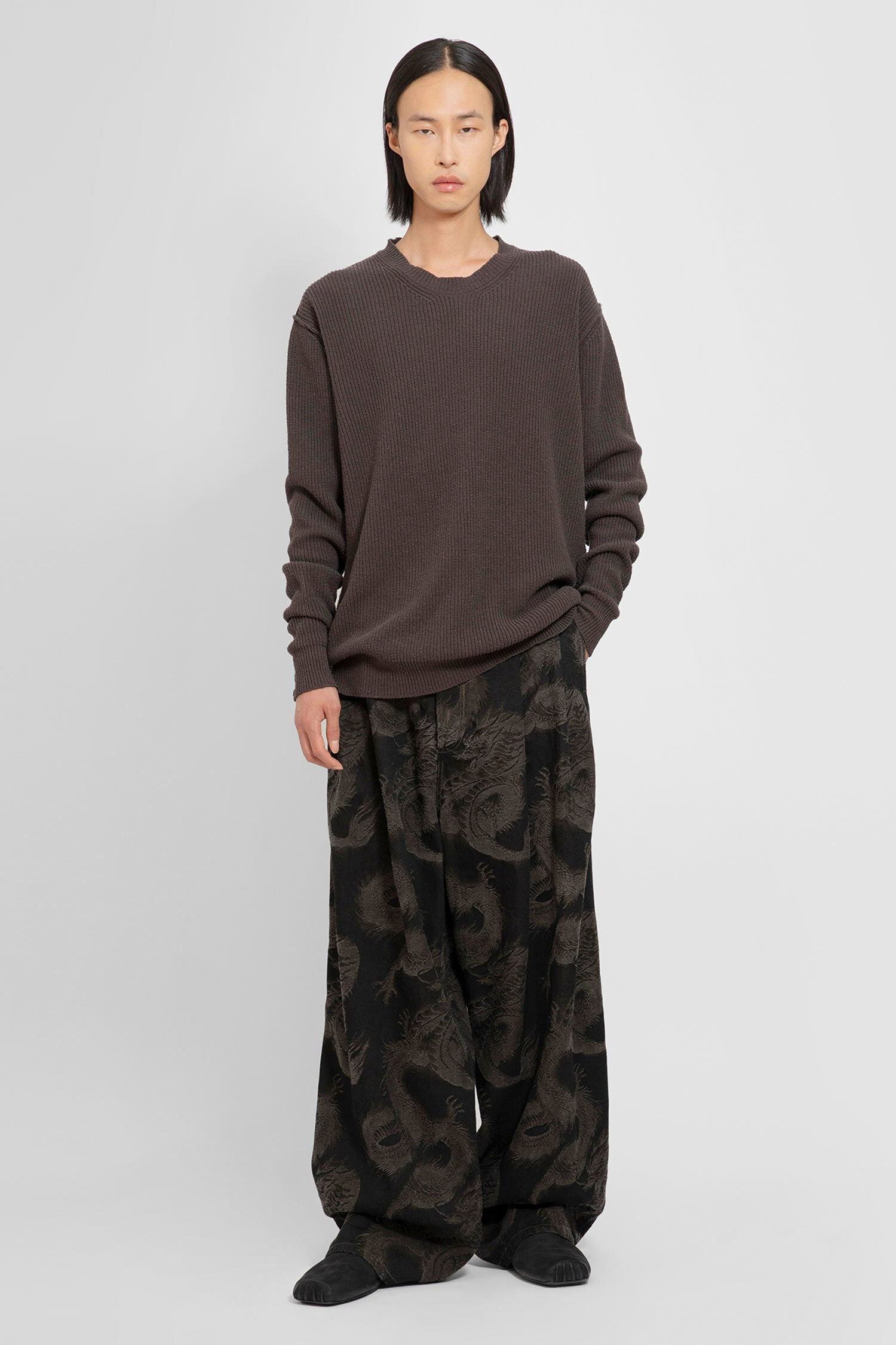 UMA WANG MAN BROWN KNITWEAR