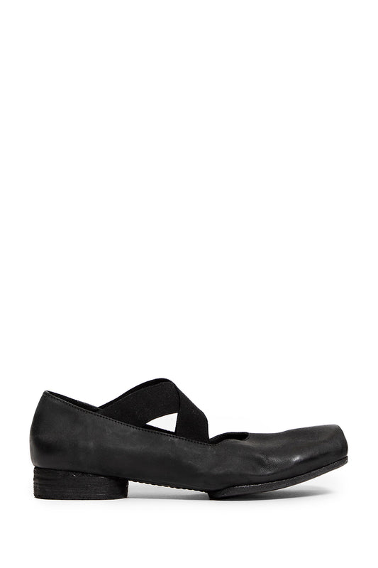 UMA WANG WOMAN BLACK FLATS