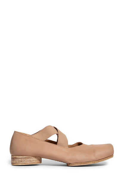 UMA WANG WOMAN BEIGE FLATS