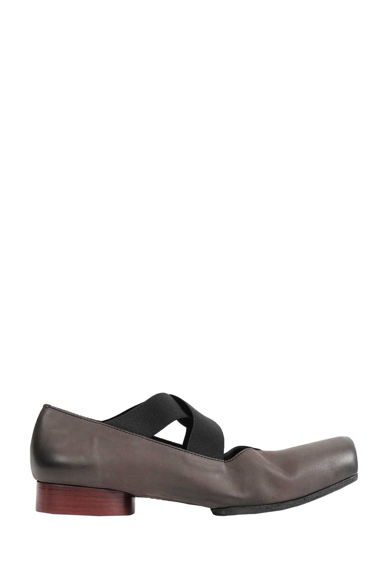 UMA WANG Calfskin Ballerinas woman