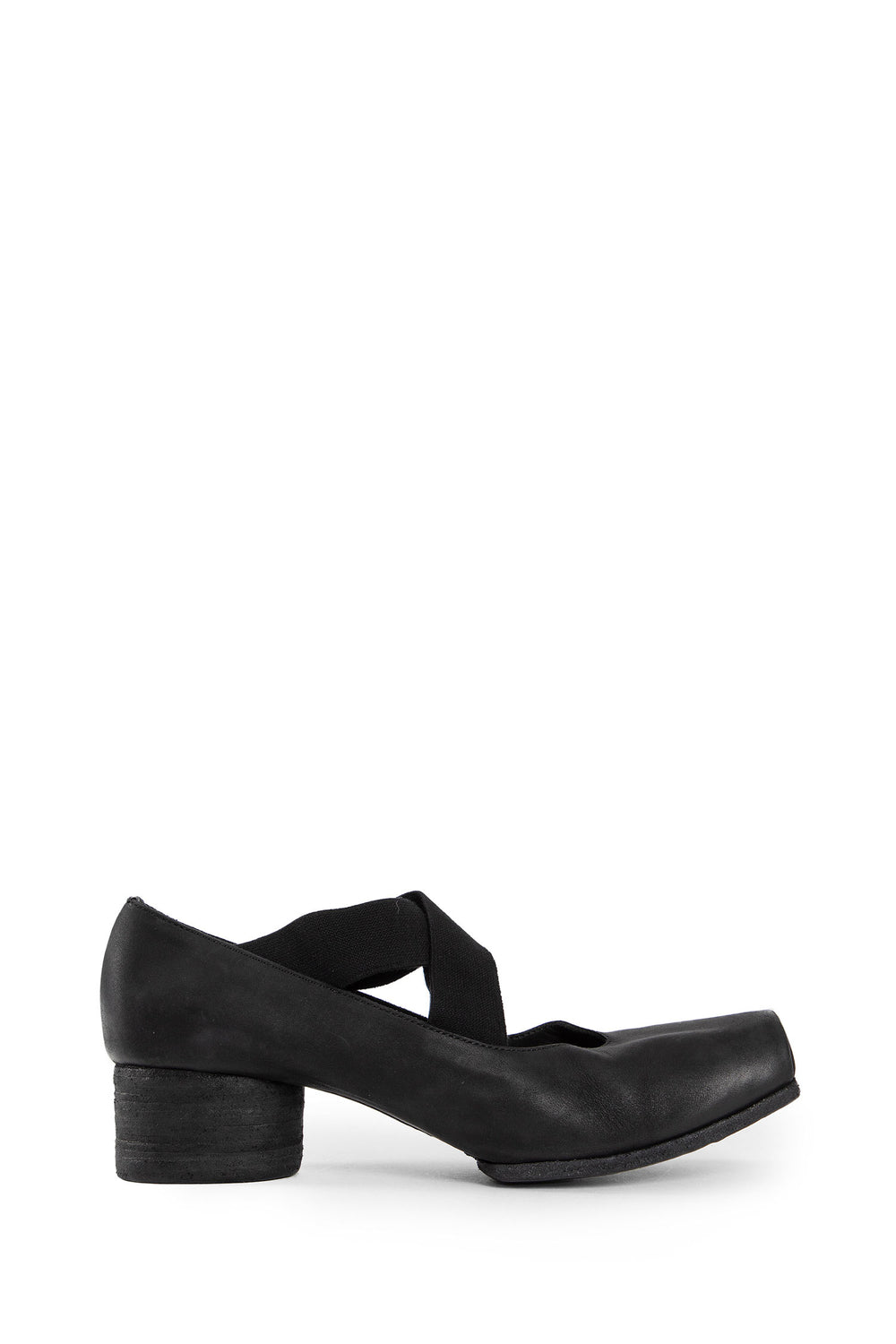 UMA WANG WOMAN BLACK FLATS