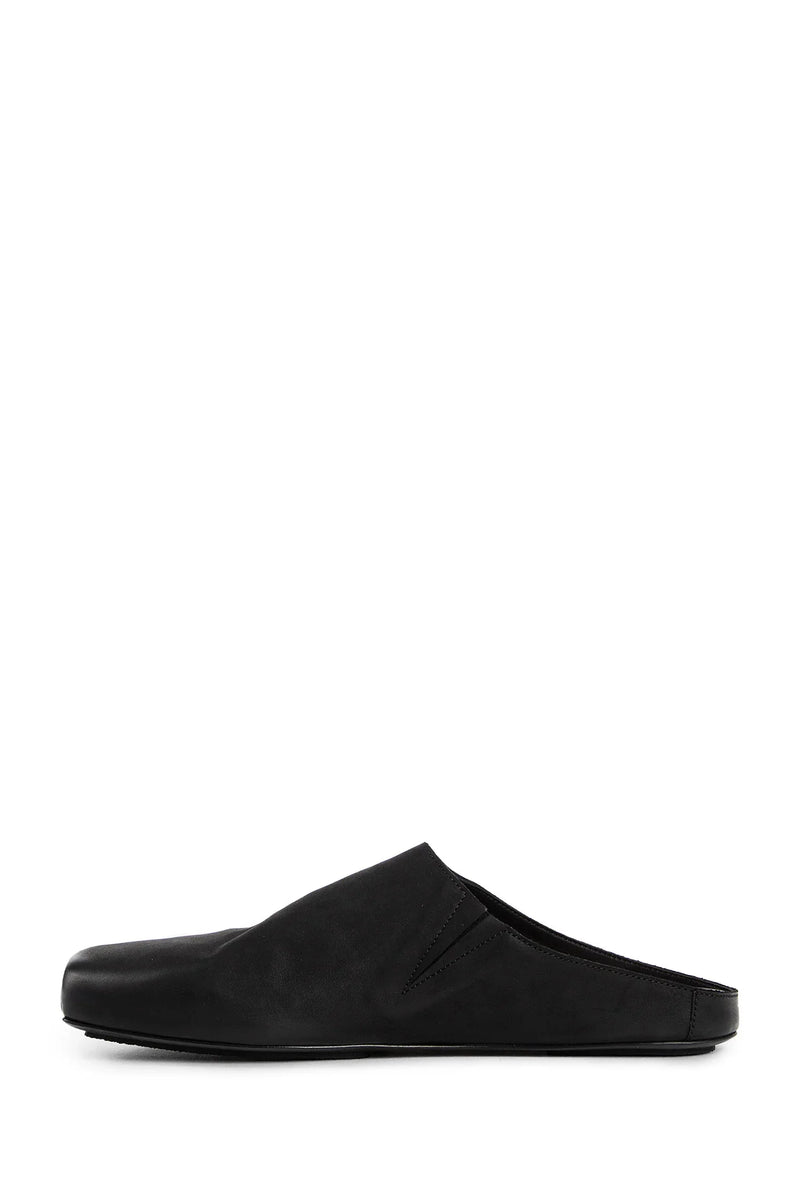 UMA WANG MAN BLACK MULES - Antonioli.eu