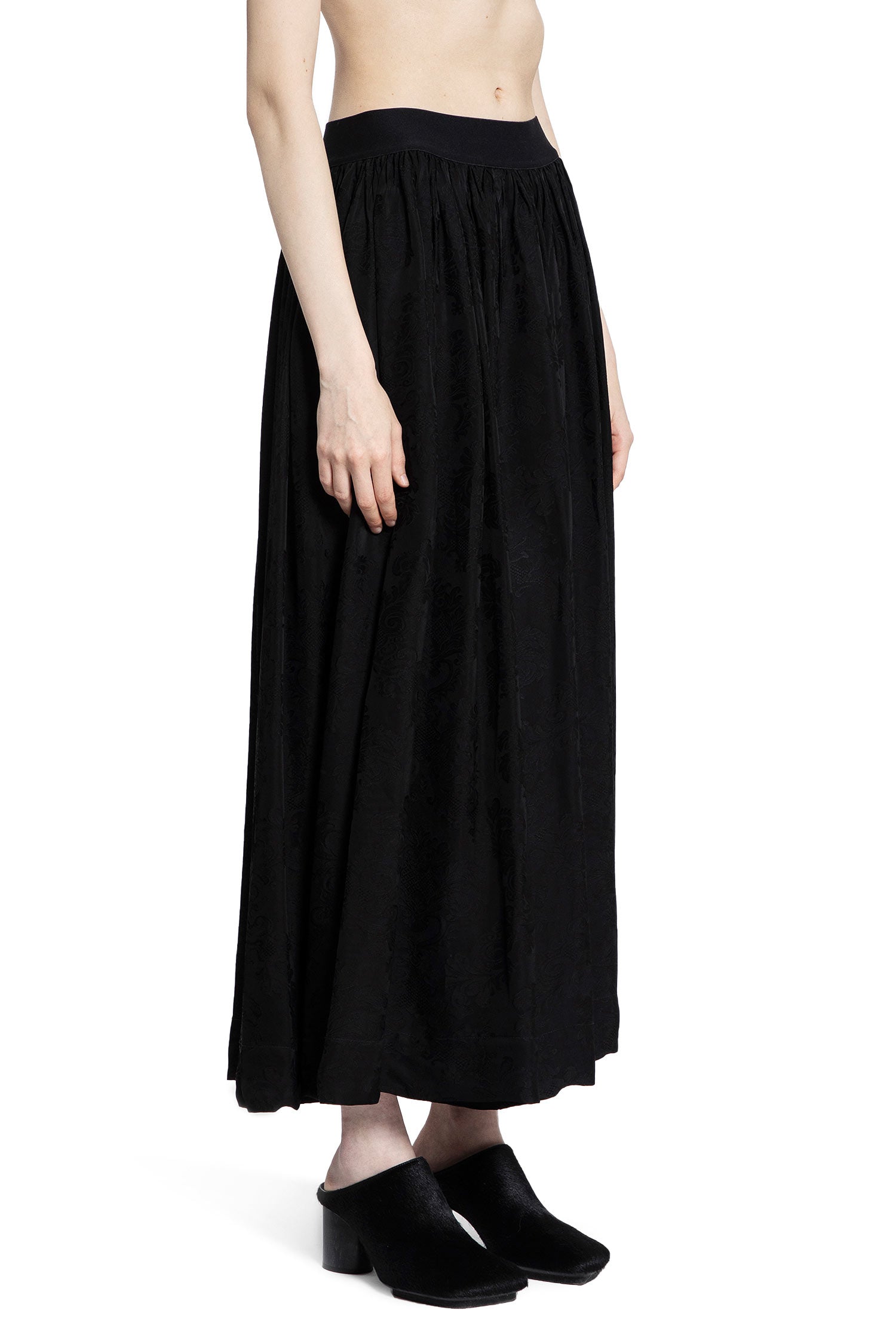 UMA WANG WOMAN BLACK SKIRTS