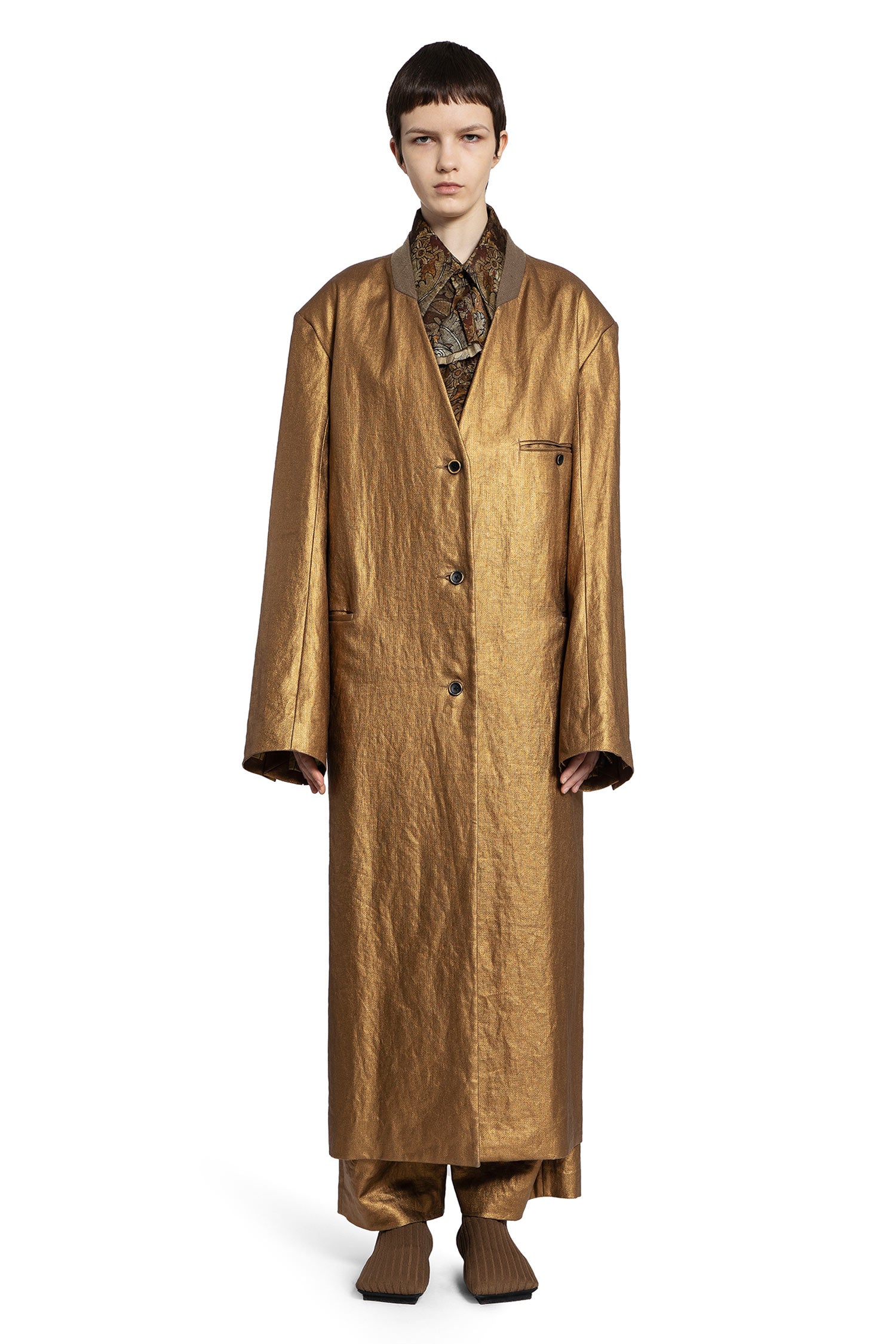 UMA WANG WOMAN GOLD COATS