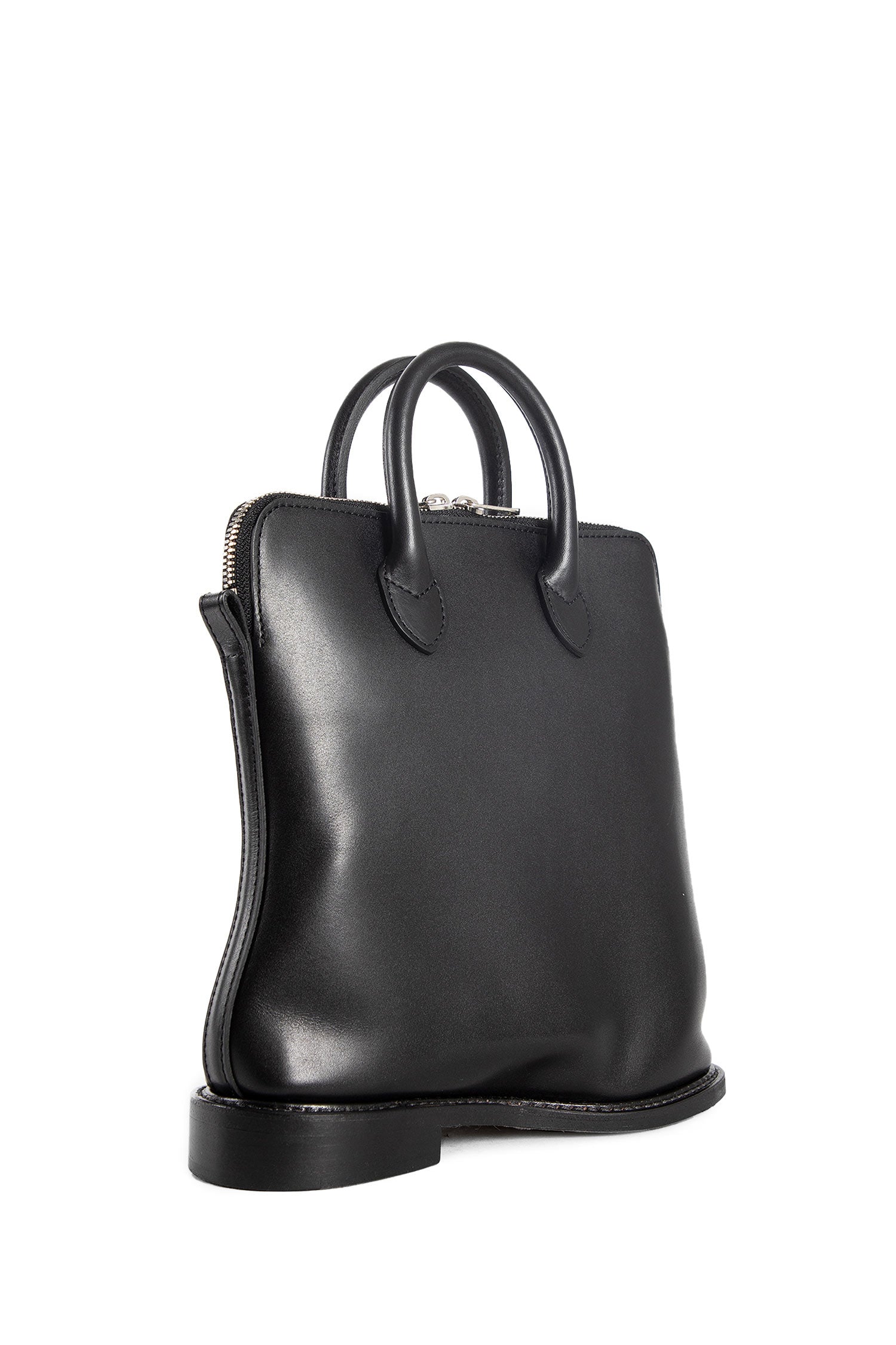 HENDER SCHEME MAN BLACK TOP HANDLE BAGS