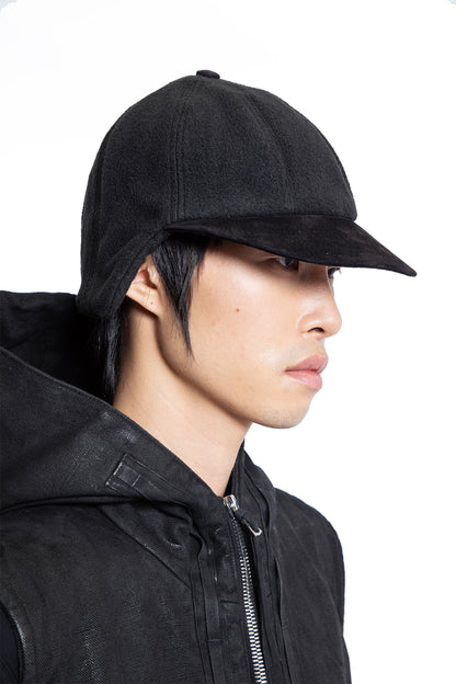 HENDER SCHEME MAN BLACK HATS