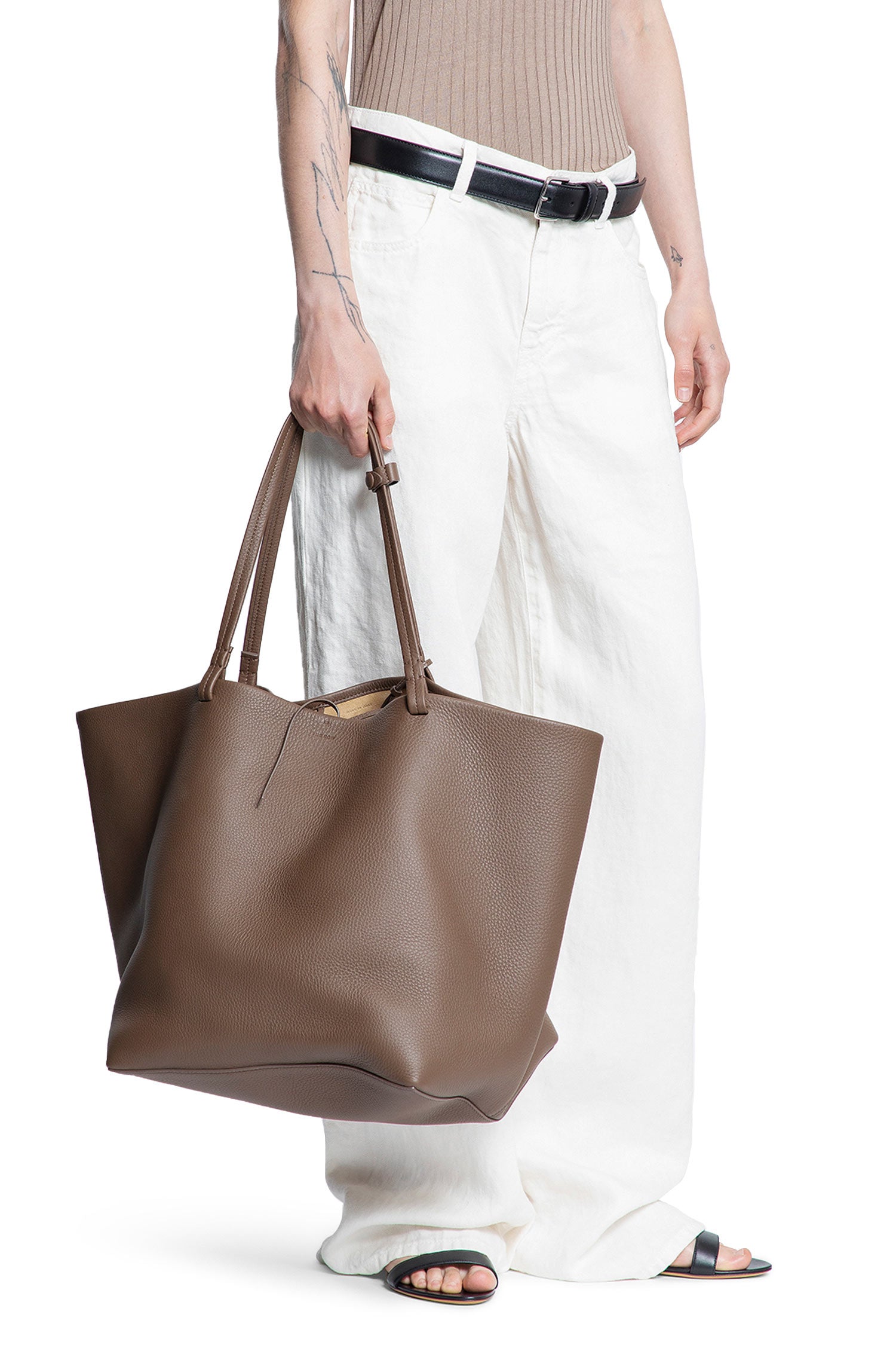 THE ROW WOMAN BLACK TOTE BAGS - Antonioli.eu