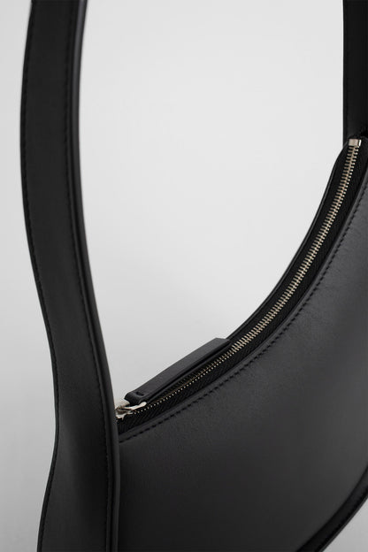 THE ROW WOMAN BLACK SHOULDER BAGS