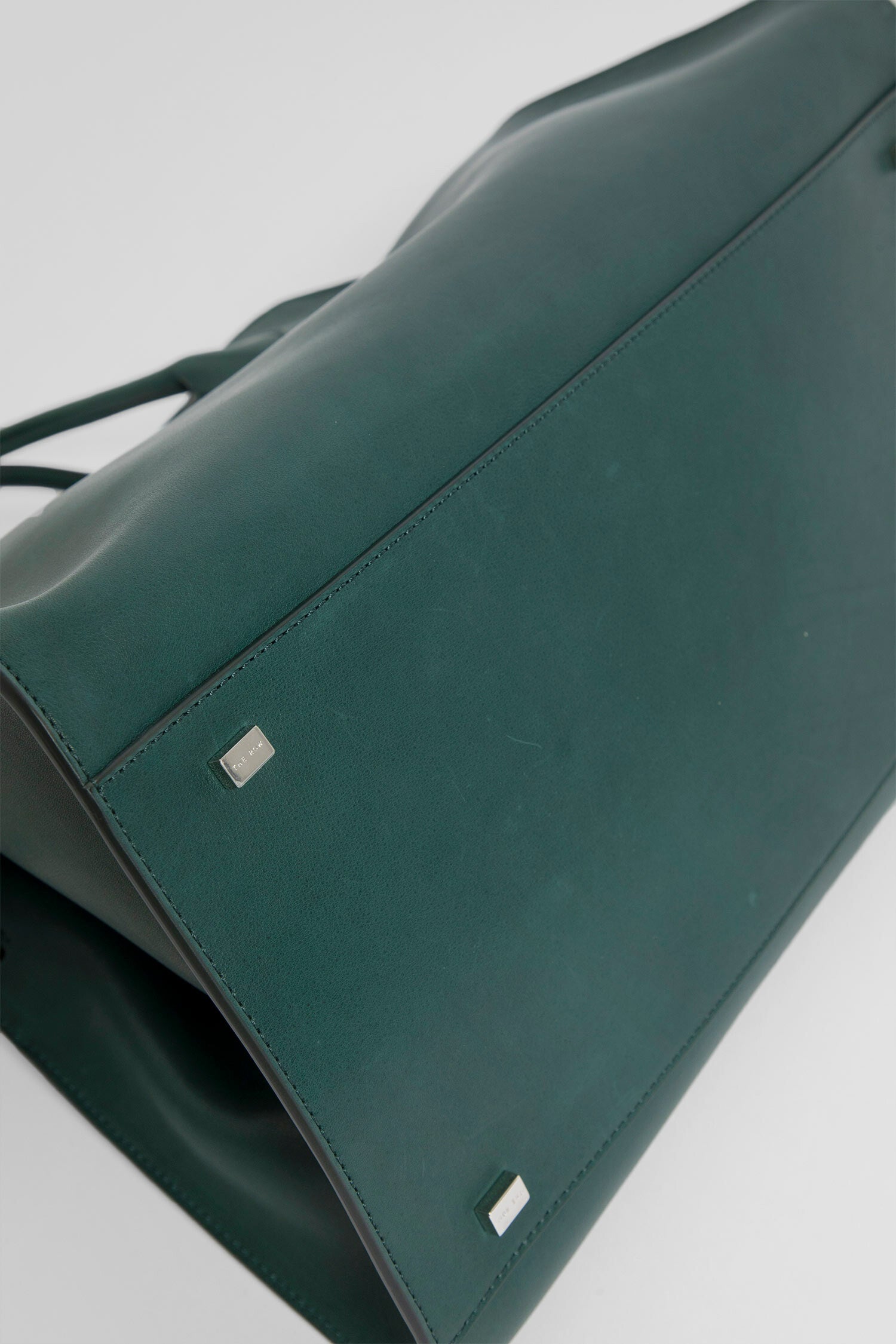 THE ROW WOMAN GREEN TOP HANDLE BAGS