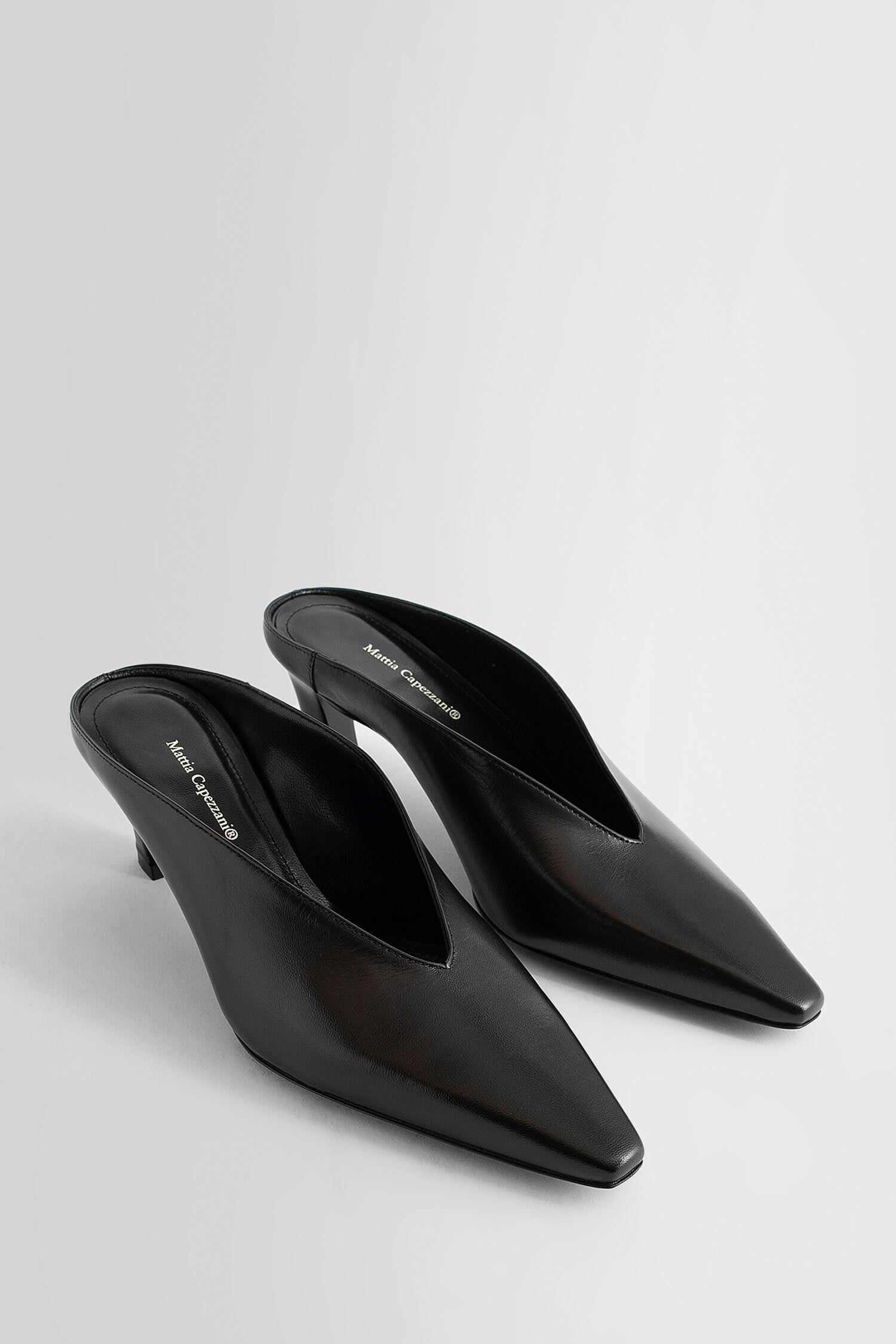 MATTIA CAPEZZANI WOMAN BLACK MULES