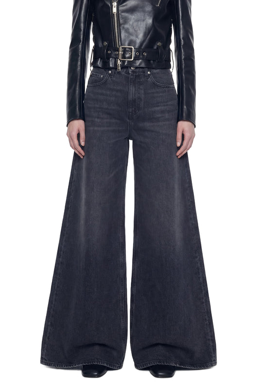 Super Wide Leg Jeans