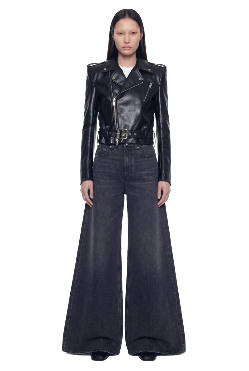 Super Wide Leg Jeans