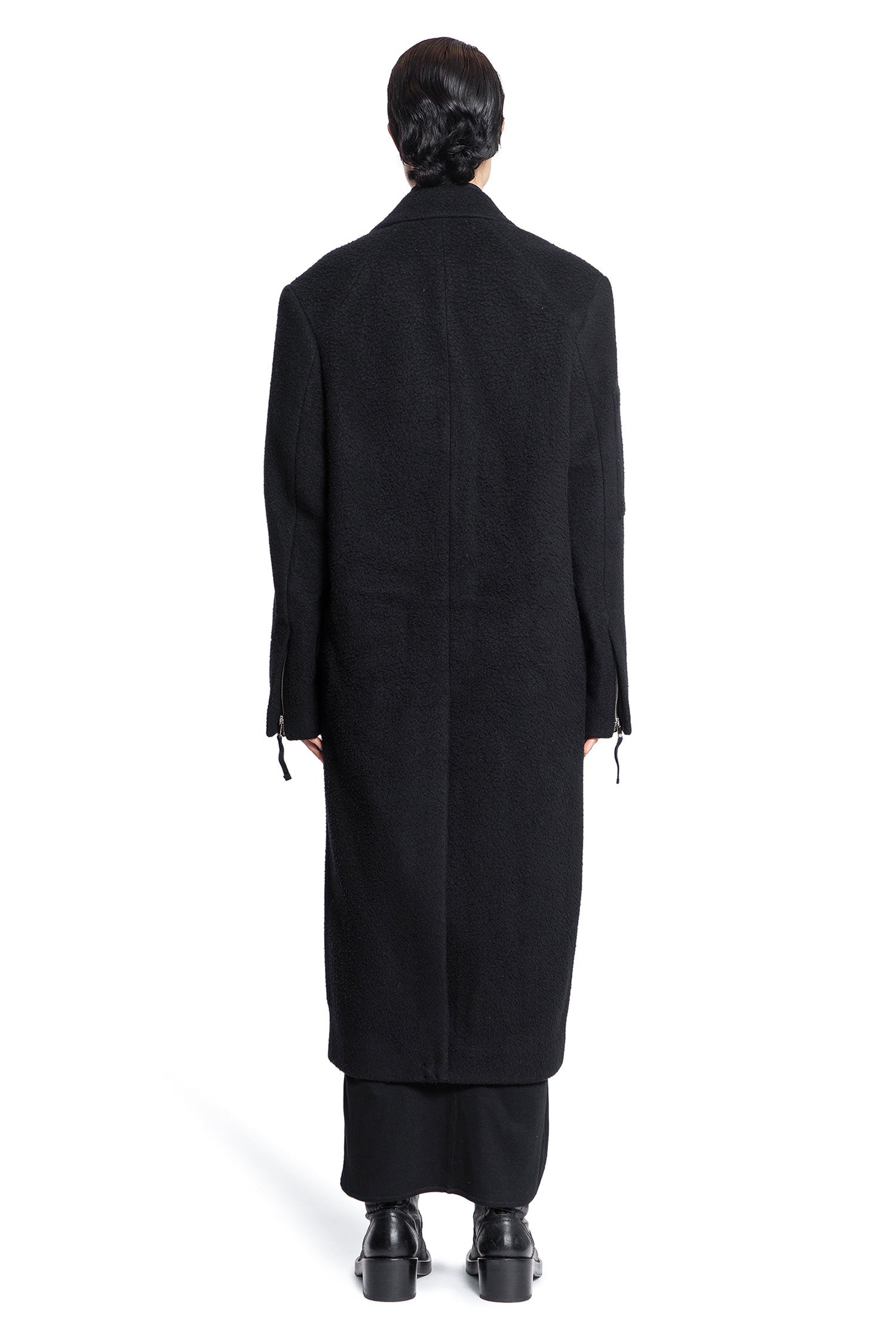 THOM KROM WOMAN BLACK COATS