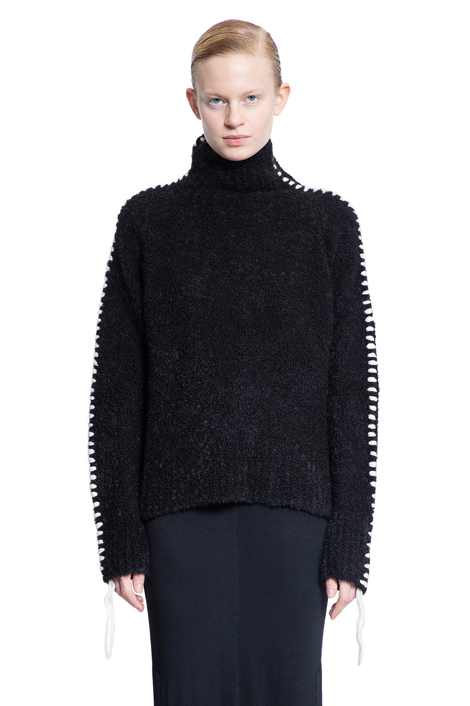 THOM KROM WOMAN BLACK KNITWEAR