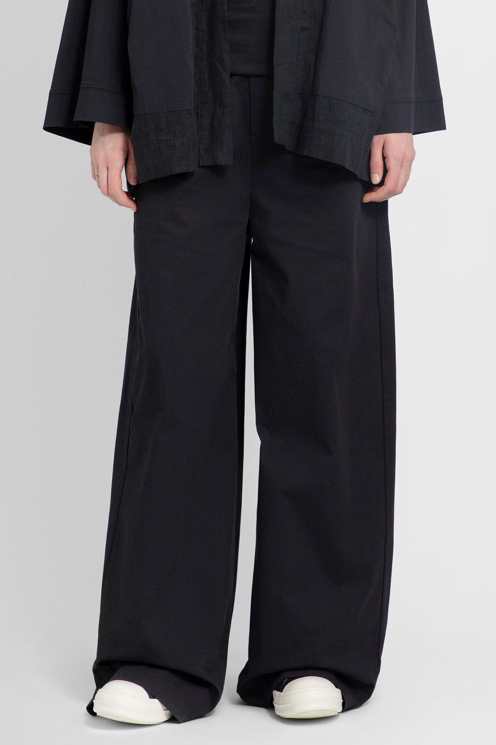 THOM KROM WOMAN BLACK TROUSERS