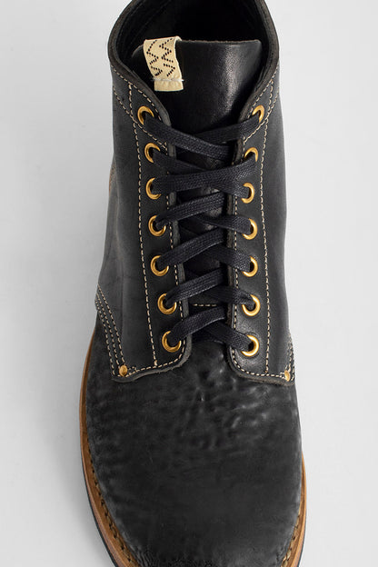 VISVIM MAN BLACK BOOTS