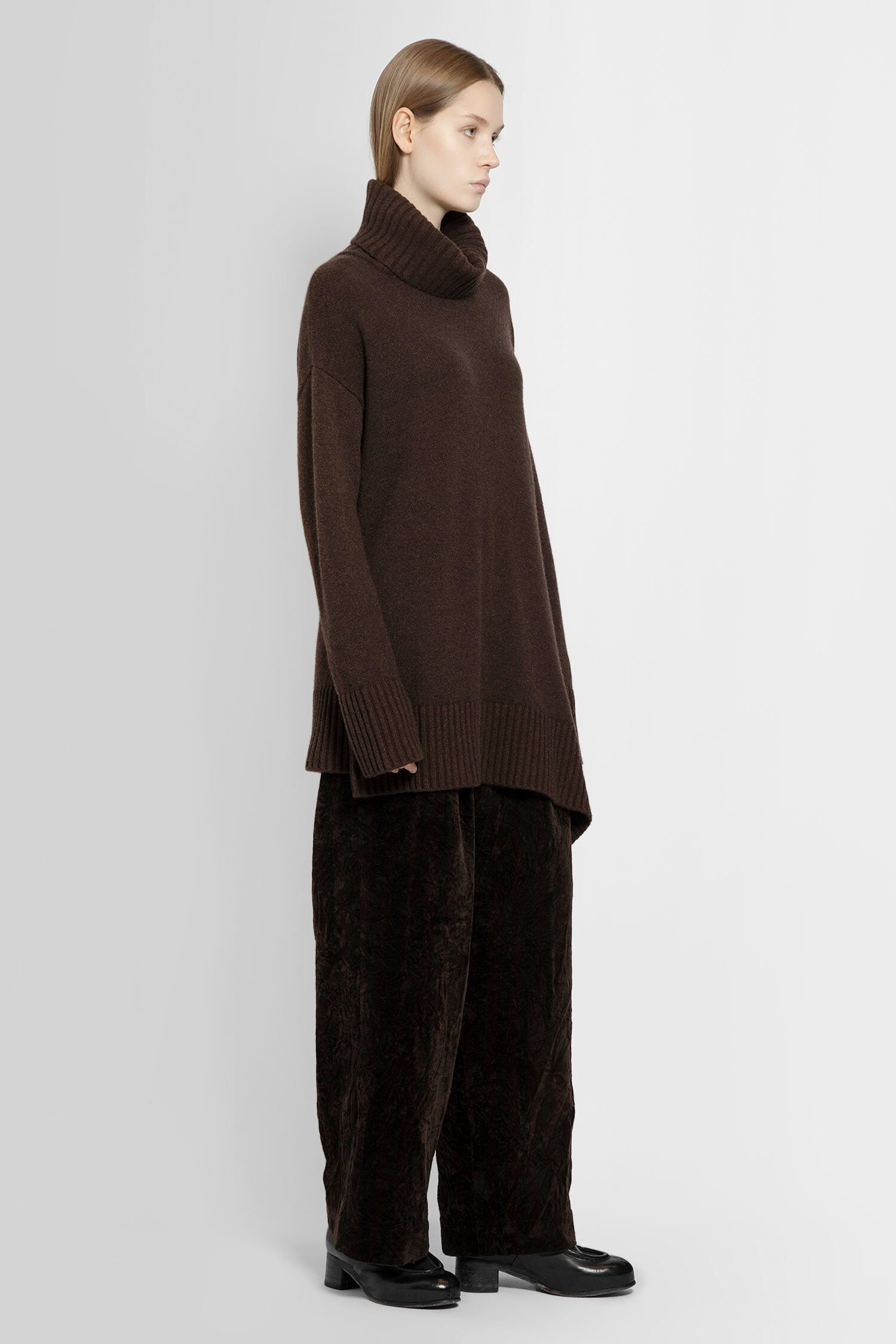 ZIGGY CHEN WOMAN BROWN KNITWEAR