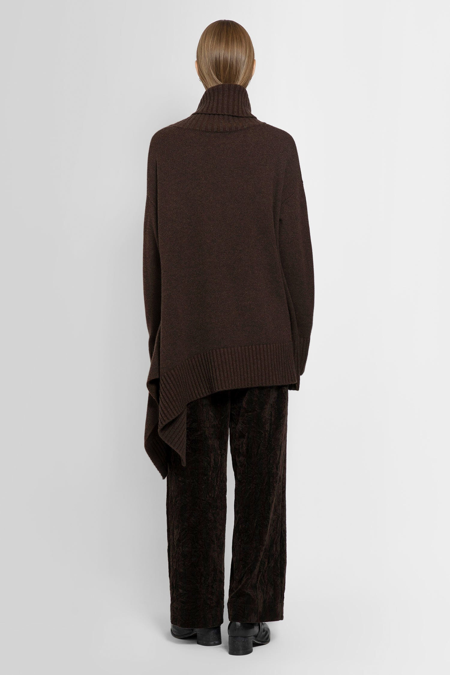 ZIGGY CHEN WOMAN BROWN KNITWEAR