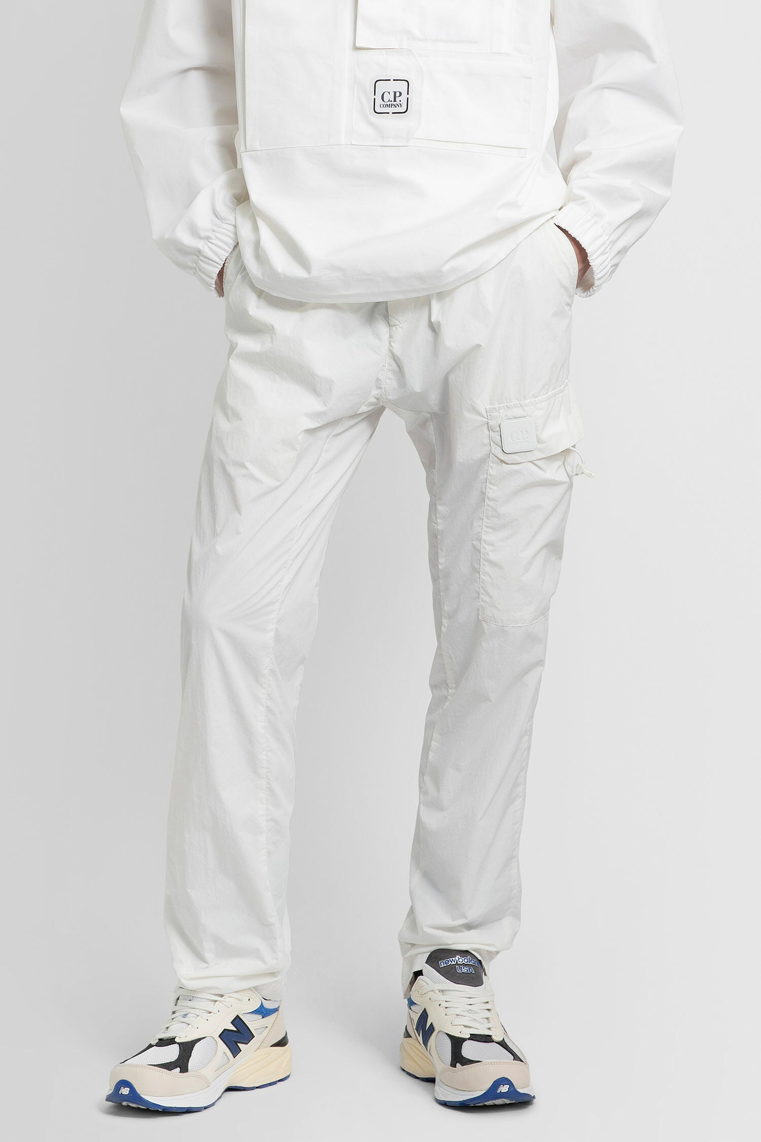 C.P. COMPANY MAN WHITE TROUSERS