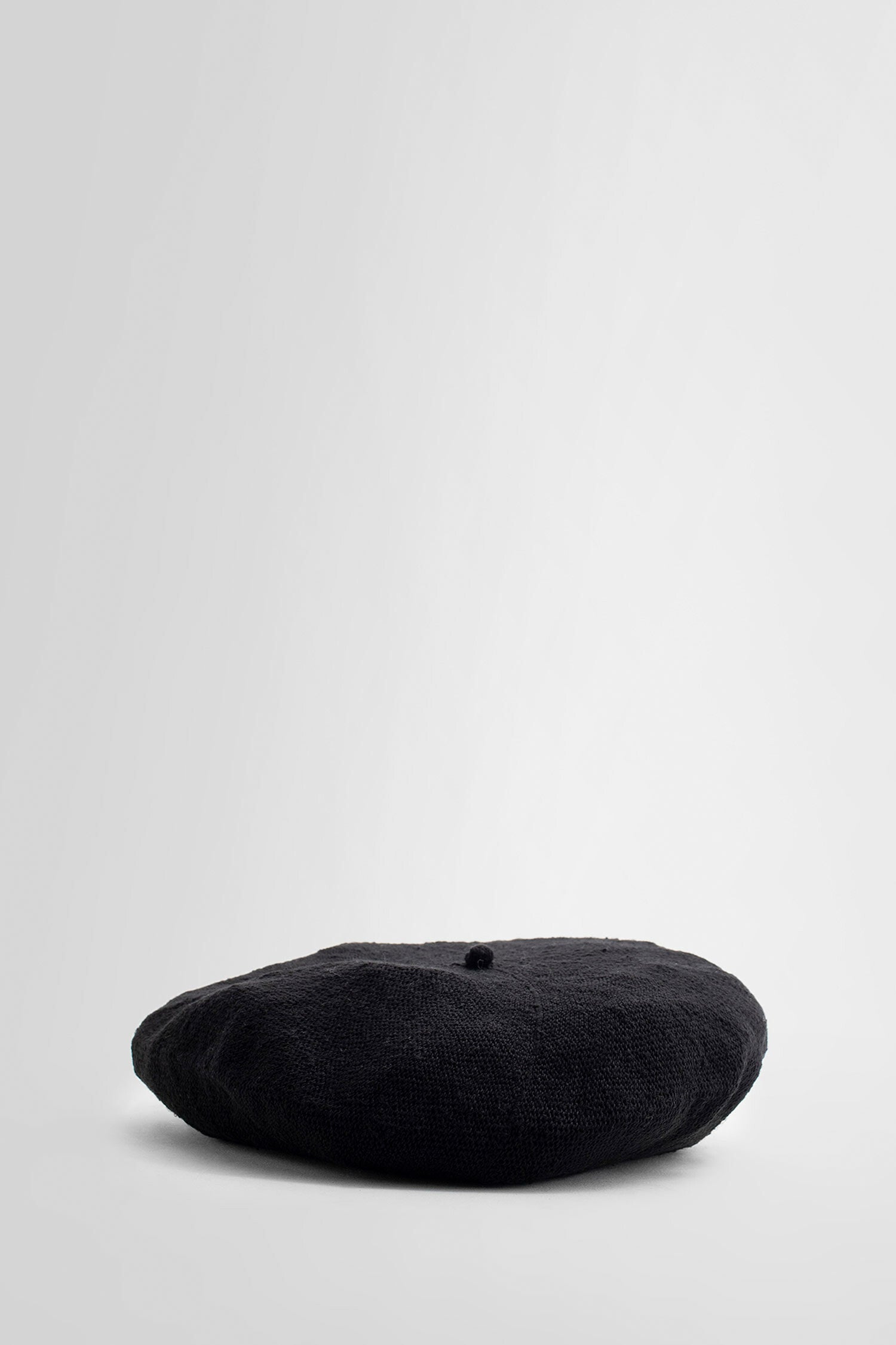 SCHA UNISEX BLACK HATS