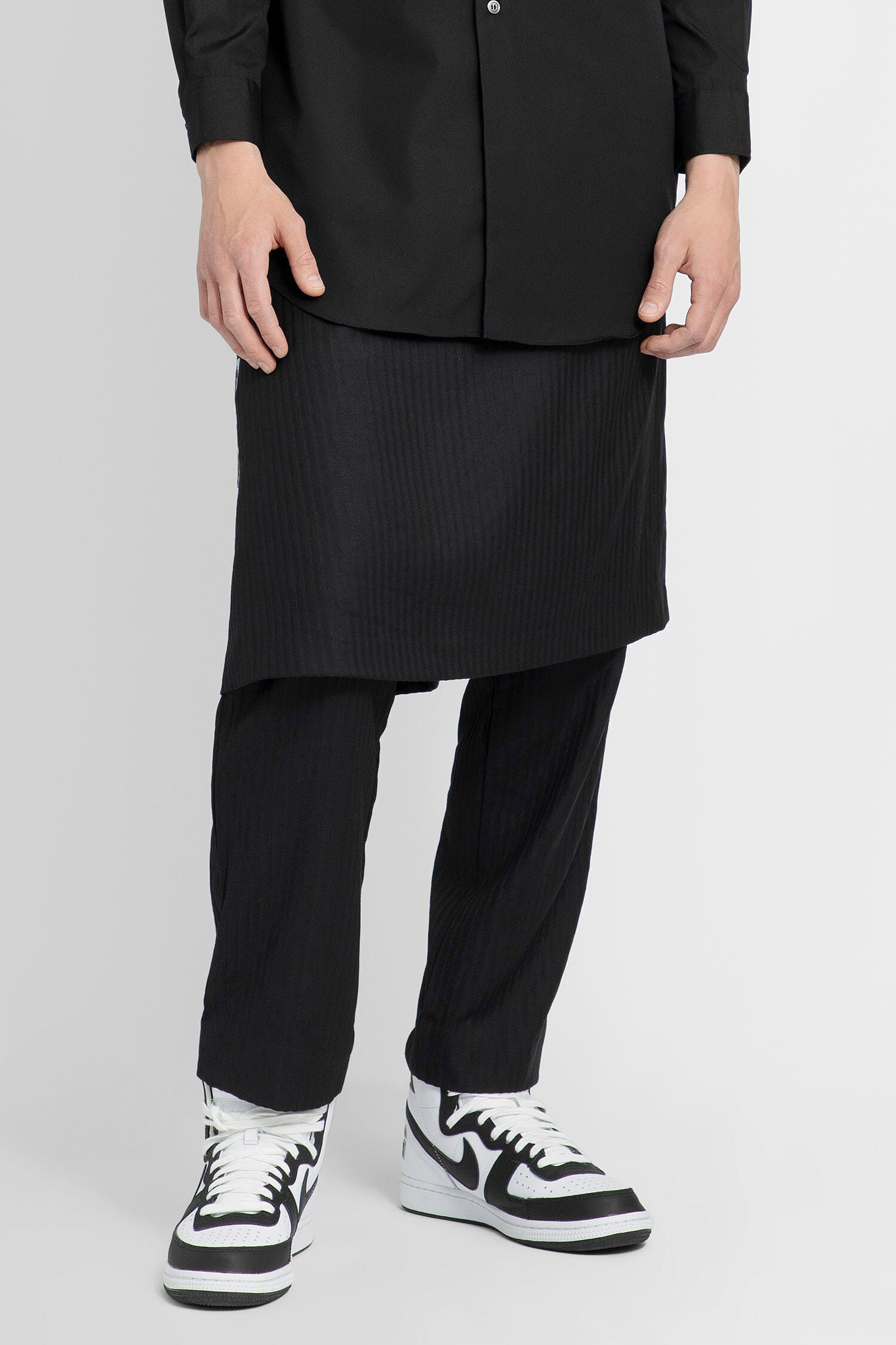 COMME DES GARCONS BLACK MAN BLACK TROUSERS