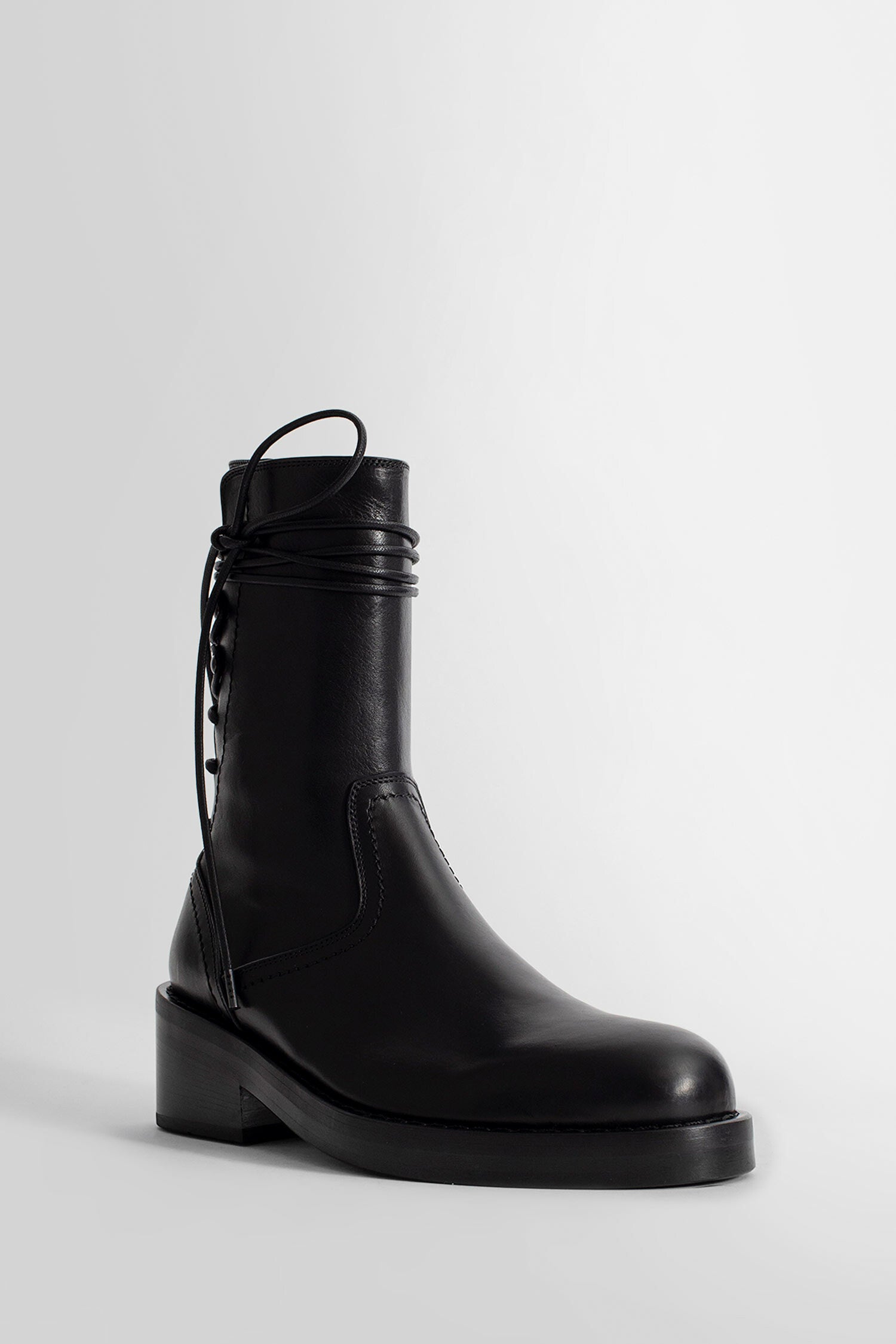 ANN DEMEULEMEESTER WOMAN BLACK BOOTS