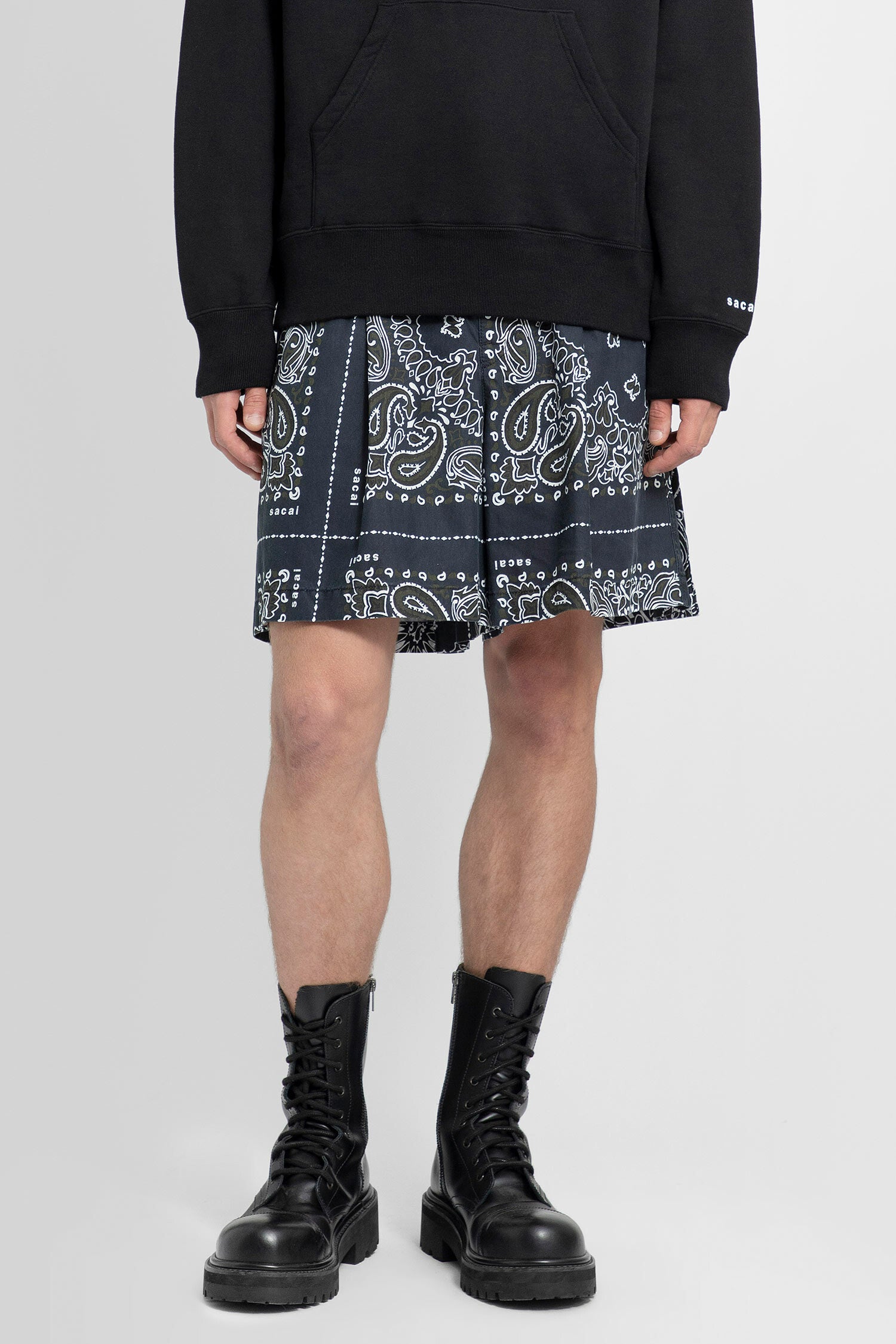 SACAI MAN BLACK&WHITE SHORTS & SKIRTS