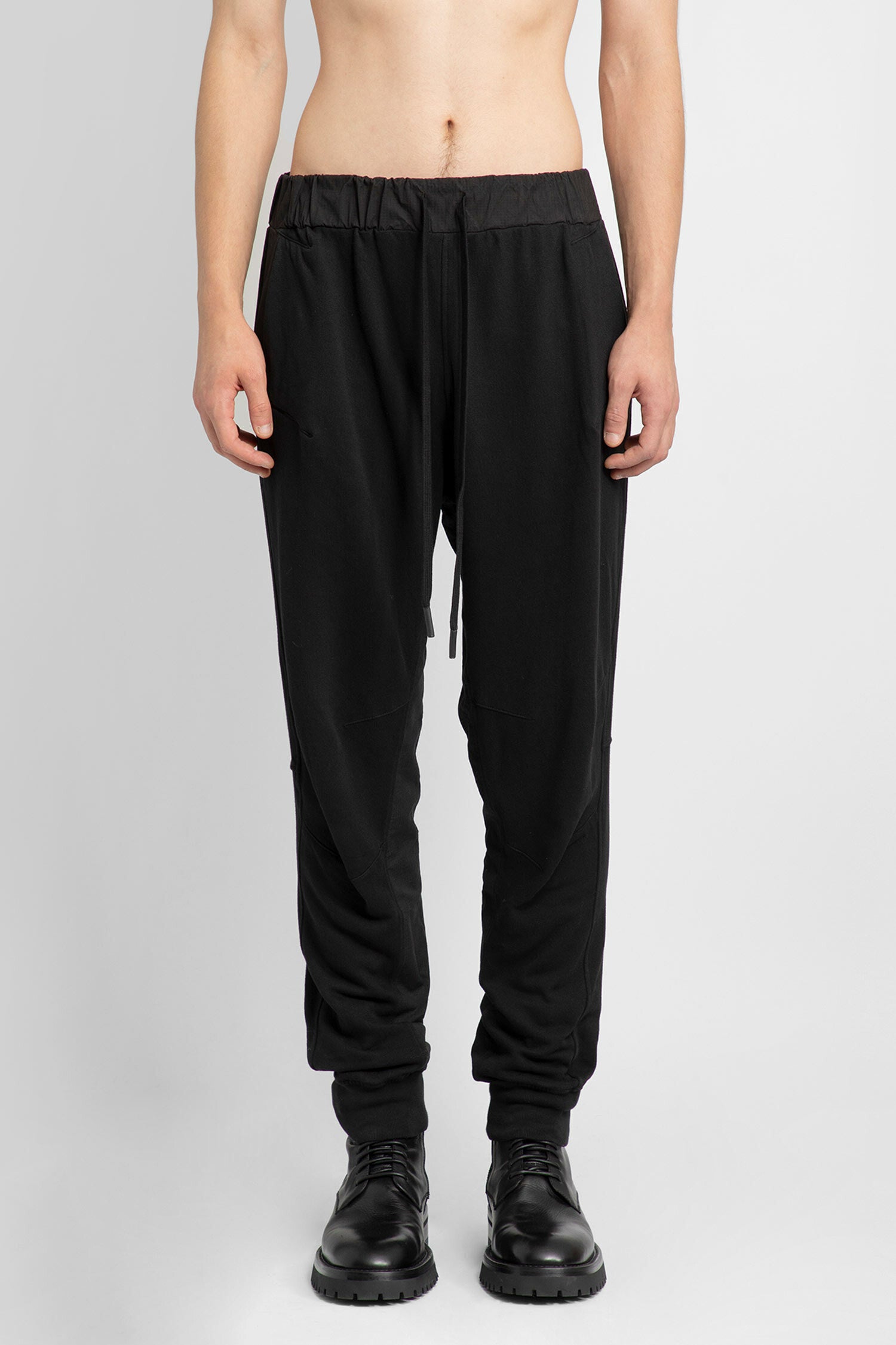 ANDREA YA AQOV MAN BLACK TROUSERS