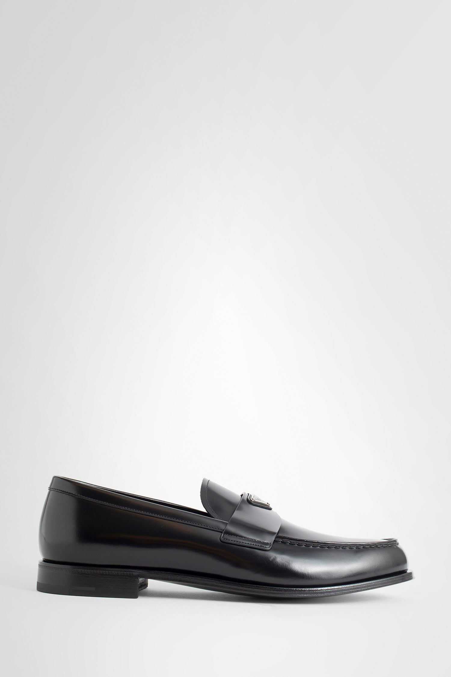 PRADA MAN BLACK LOAFERS